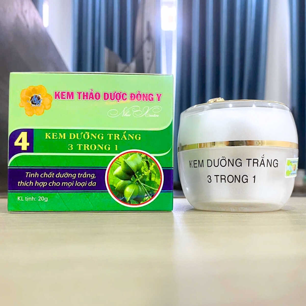dưỡng da trắng hồng