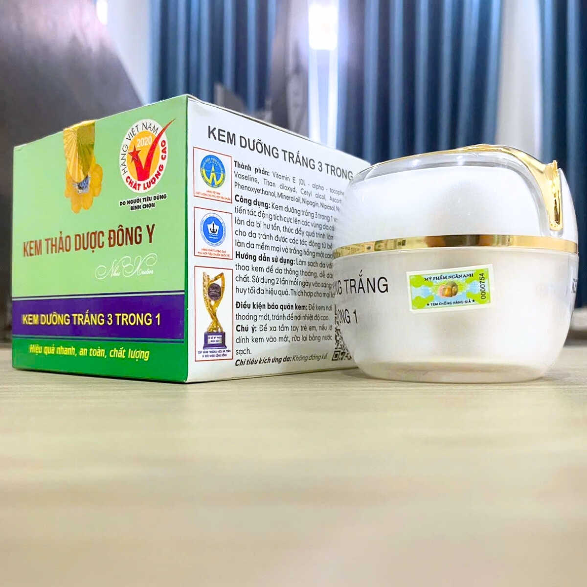 dưỡng da trắng hồng