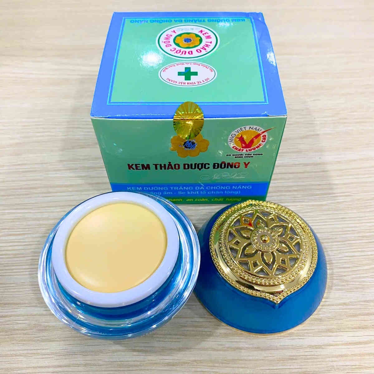 dưỡng trắng, chống nắng