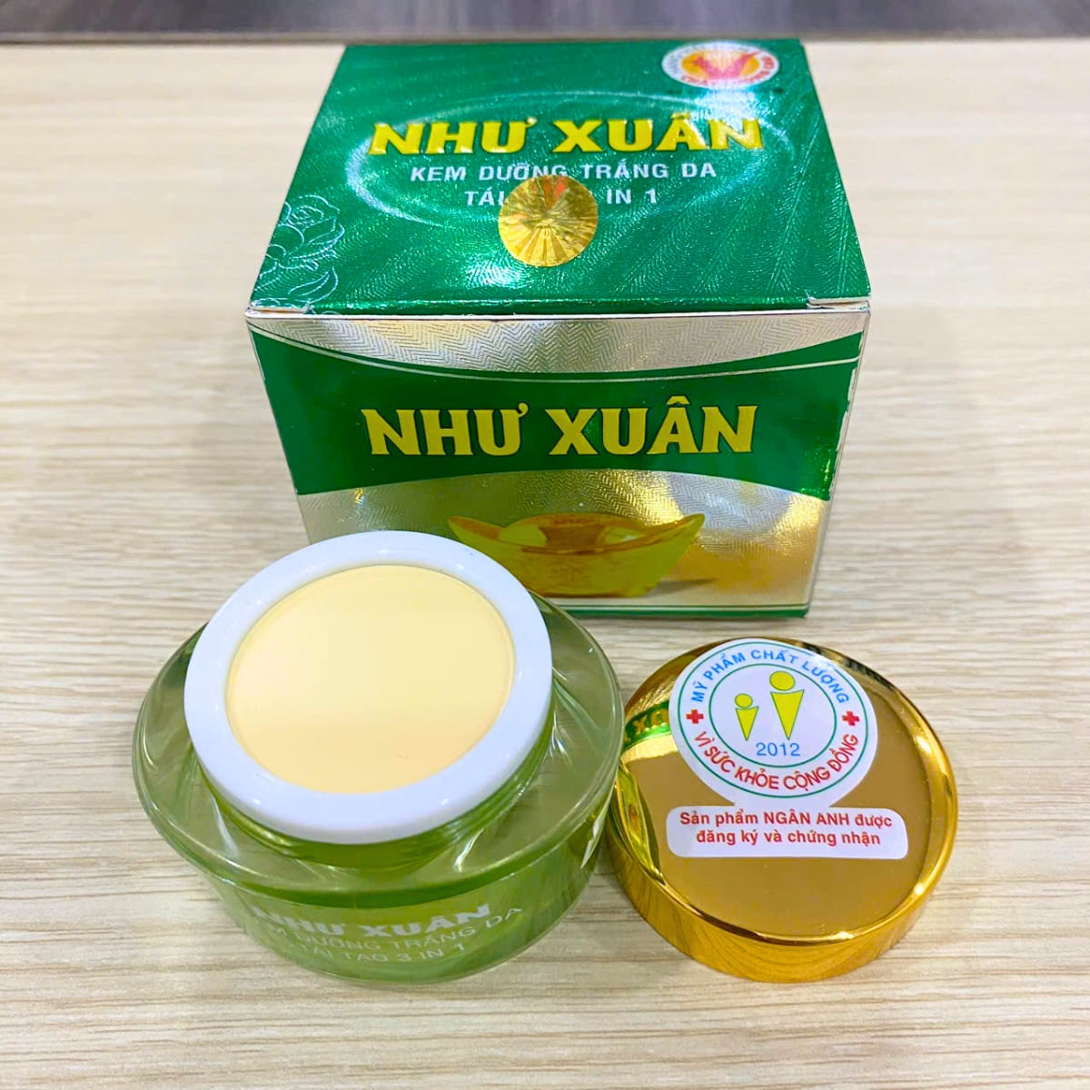 dưỡng trắng, giữ ẩm, tái tạo
