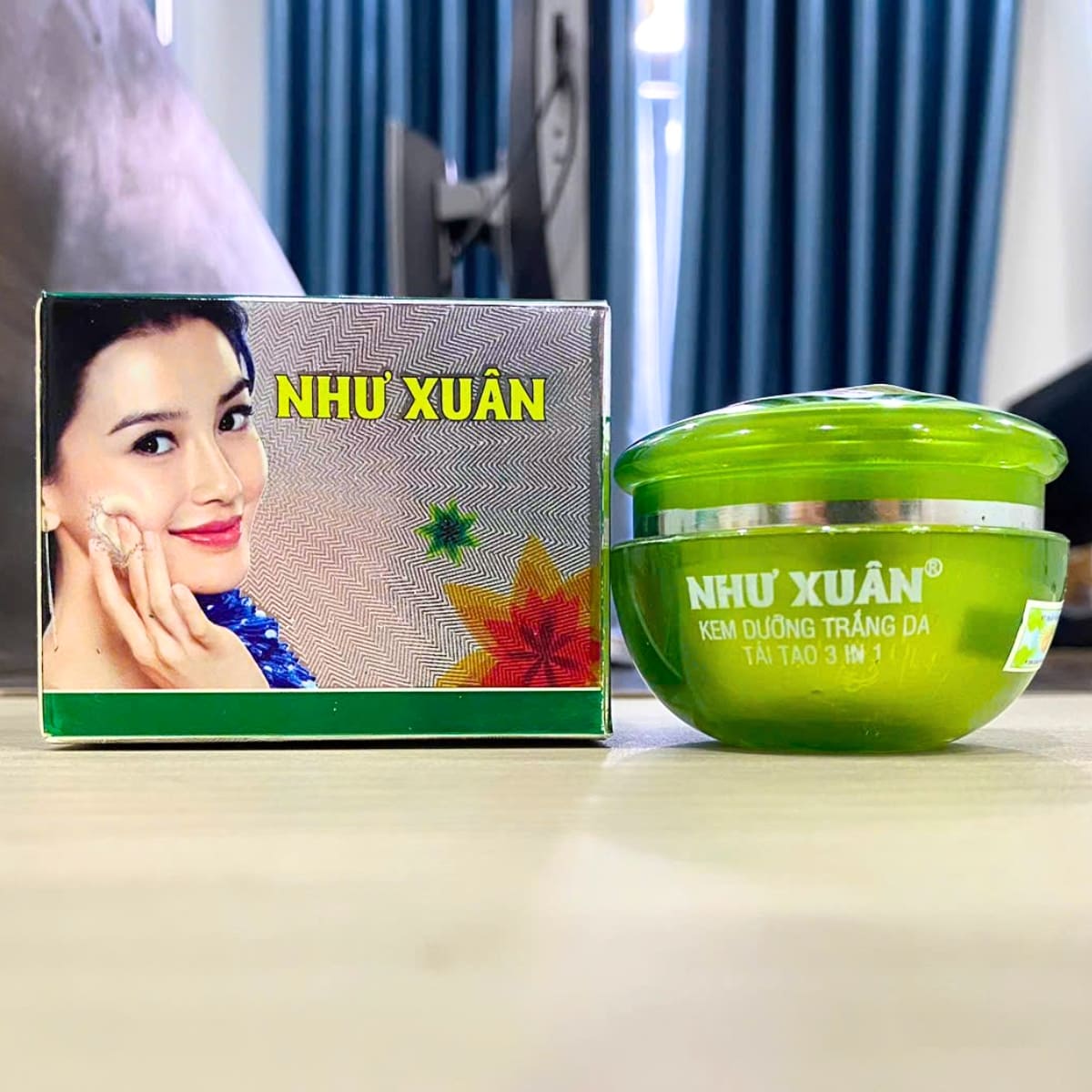 dưỡng trắng, giữ ẩm, tái tạo