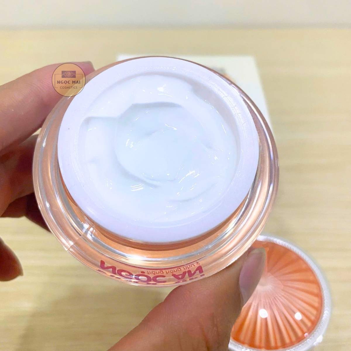 dưỡng trắng, giữ ẩm, ngừa lão hóa da