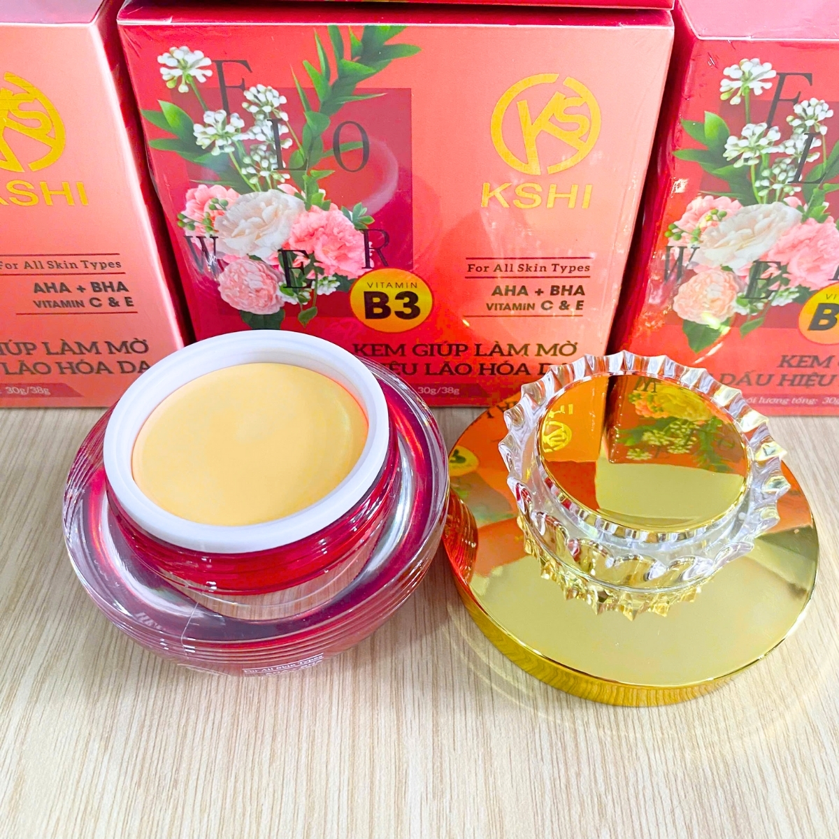 là giải pháp chăm sóc da chuyên sâu, giúp phục hồi làn da mệt mỏi, giảm nếp nhăn, thâm nám, đốm nâu và lấy lại sự căng mướt, rạng rỡ tự nhiên.