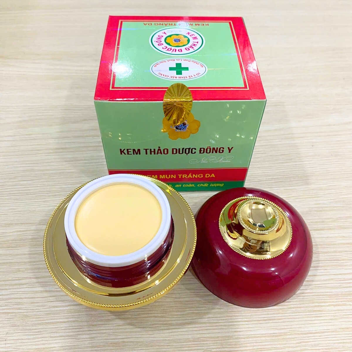 ngừa mụn, trắng da, mờ thâm