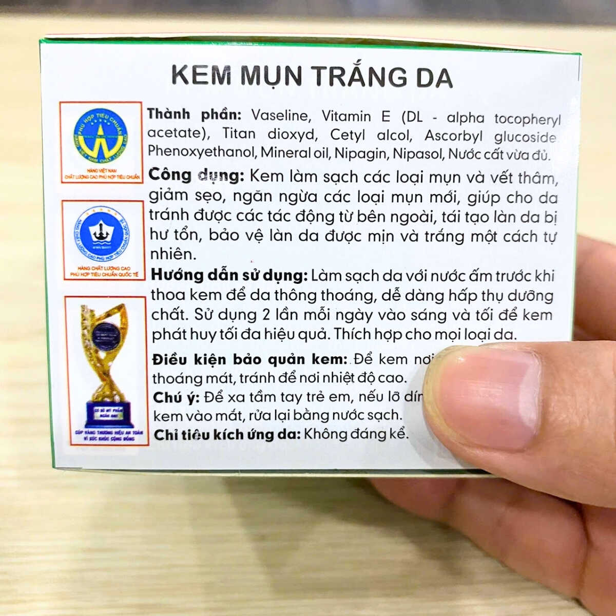ngừa mụn, trắng da