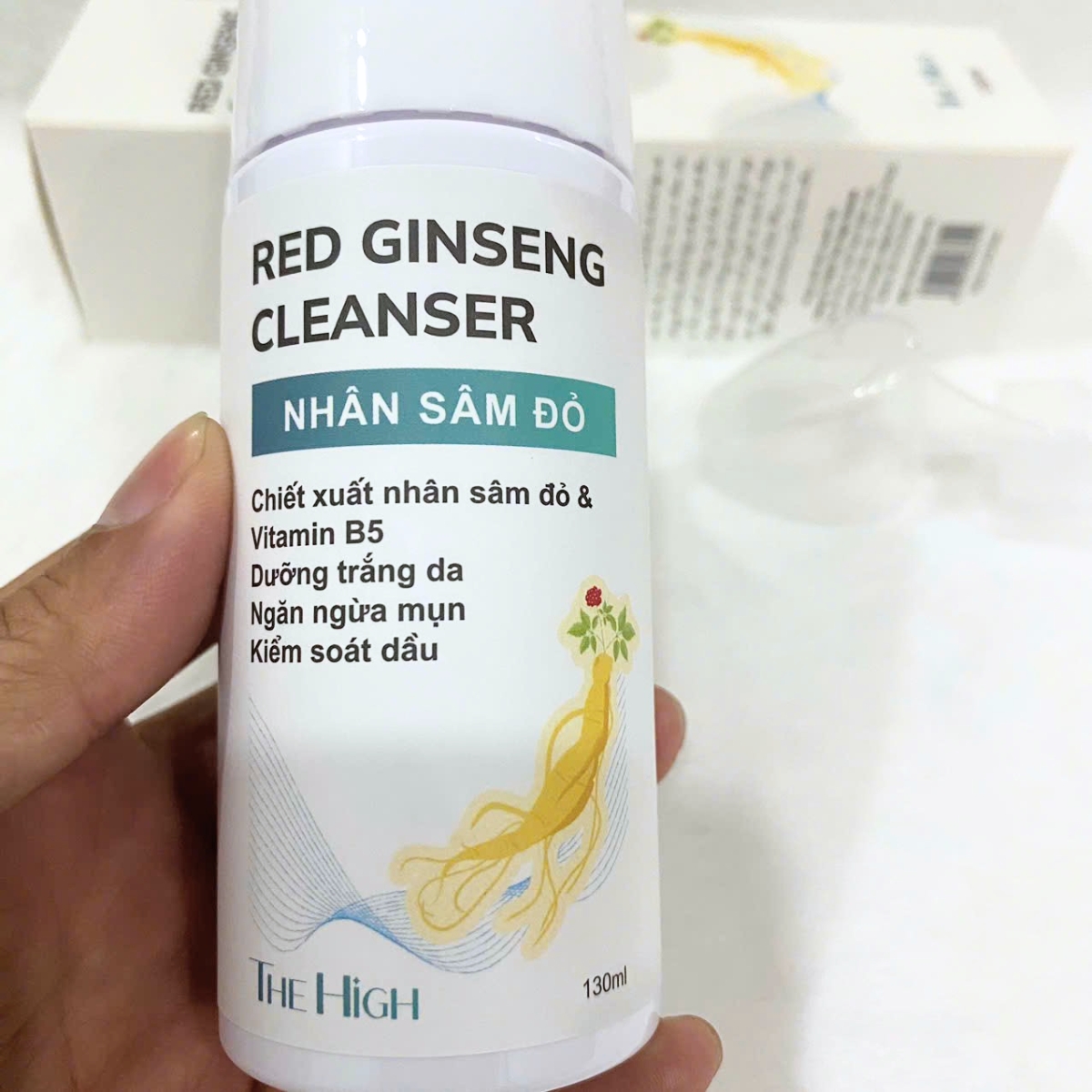 kem rửa mặt tạo bọt nhân sâm đỏ The High công thức dịu nhẹ giúp làm sạch sâu và hỗ trợ dưỡng ẩm tuyệt vời giúp bạn có được làn da sáng mịn, khỏe đẹp